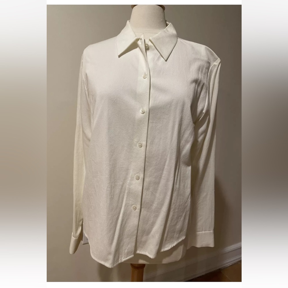 DKNY ESSENTIALS Vintage women 12 white button shirt Nice fabric Hong Kong